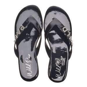 WILD PAIR Womens Black Rhinestone Fantasia Round Toe Slip On Thong Sandals 5 M
